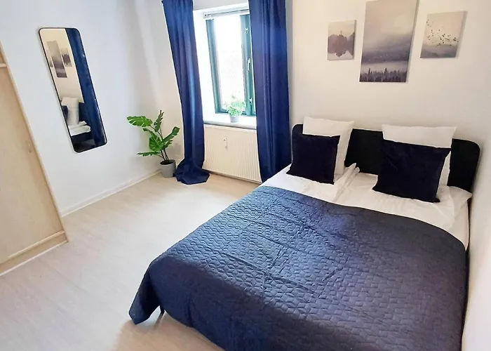 Central Large Double Room With Free Parking